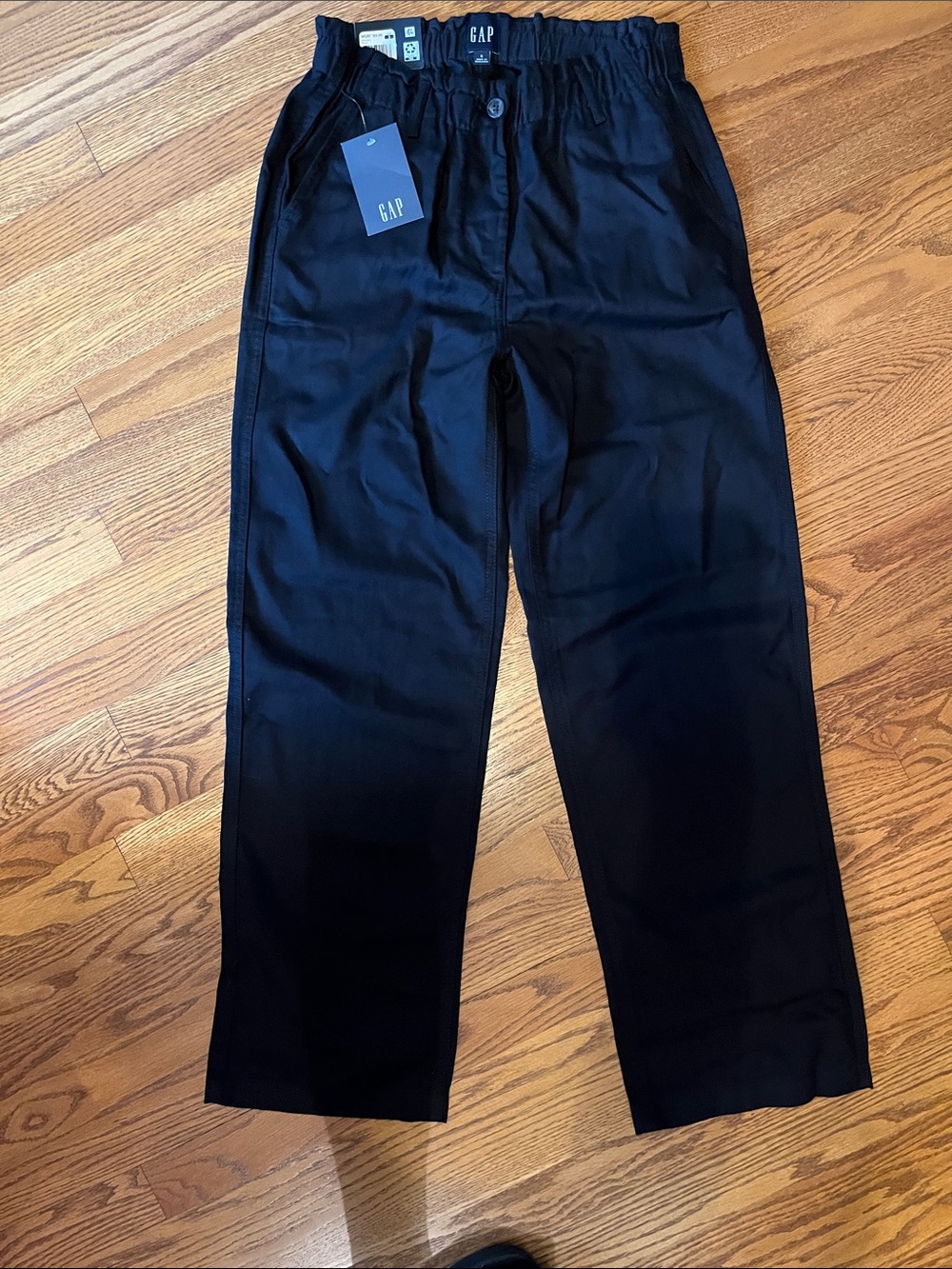 GAP Black Elastic-Waist Chinos with Straight Leg